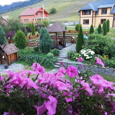Pid Goroyu Hotel Chorna Tysa Esterno foto